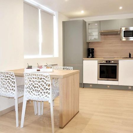Bel Appartement Situe Quartier Louvre-Bollaert Lens Exterior foto